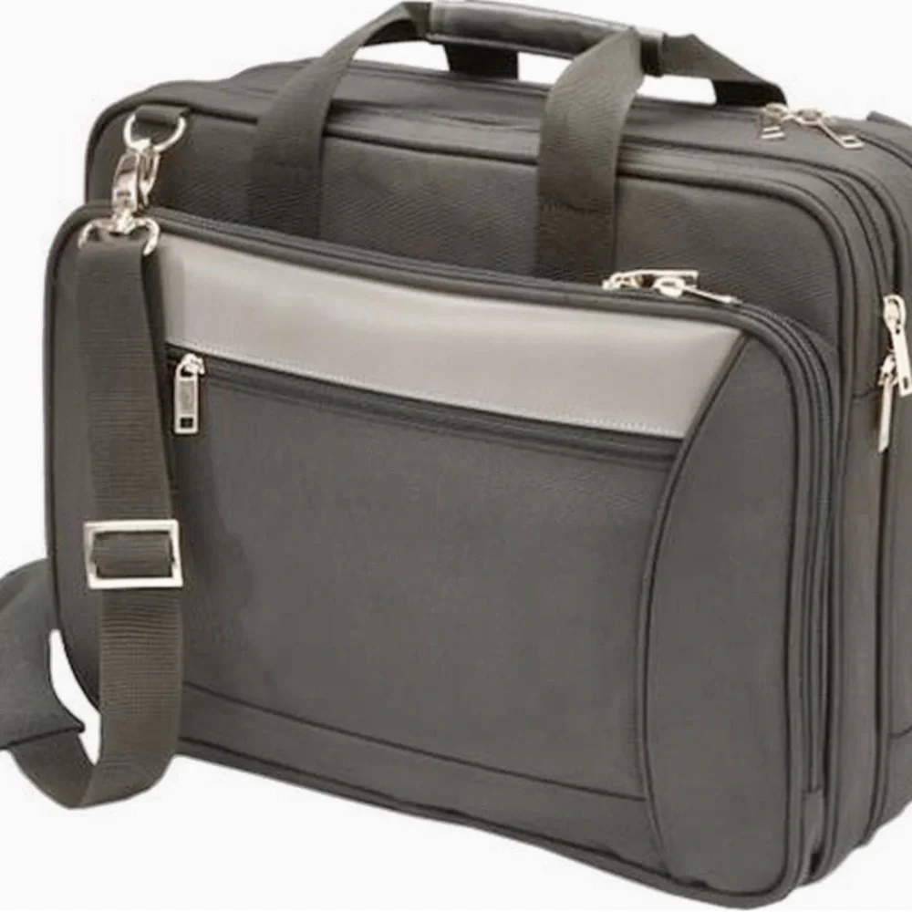 NEW✨ Toshiba PA1463U Carrying Case for 16